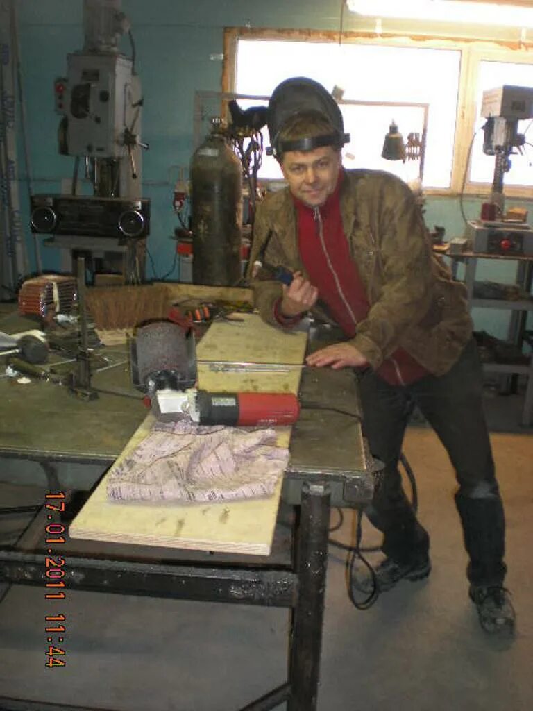 Дизайнер и строитель. Найти работу мастера. Установщик кухонной мебели. Найти работу мастера. Найти работу мастера.