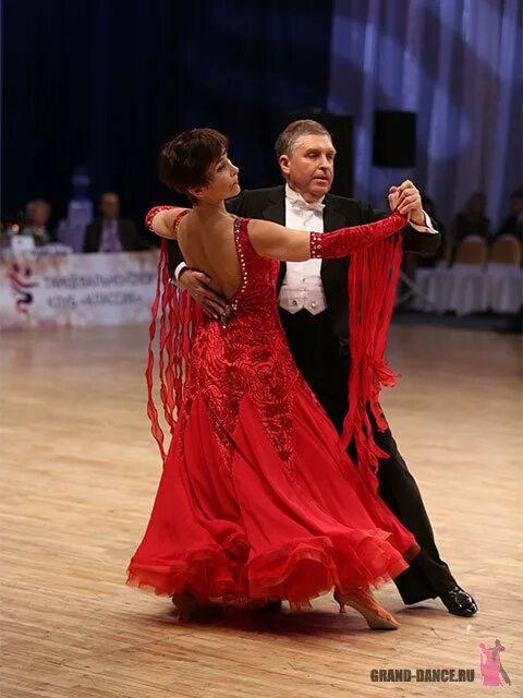 сеньоры возраст. бальные платья сеньоры. федюкин сергей игоревич бальные танцы. белоруссия бальные танцы сеньоры. ольга устинова бальные танцы.