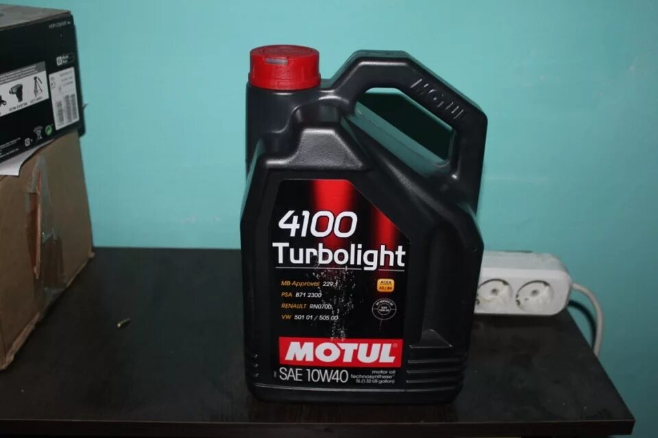 Motul 4100 Turbolight 10w40. Мотюль 4100 Turbolight 10w-40. Масло мотюль 10w 40 полусинтетика. Motul 4100 полусинтетика. Масло 10w 40 5 литров цена