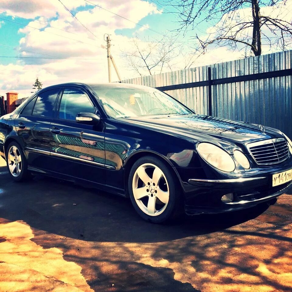 Мерседес 211 2003. Мерседес w211 2003. Мерседес 211 2003 год. Mercedes e class 2003. Купить мерседес 2003