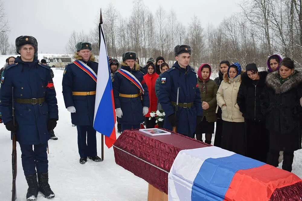 Простились с погибшим на Украине. 27 Февраля похороны Тверь.