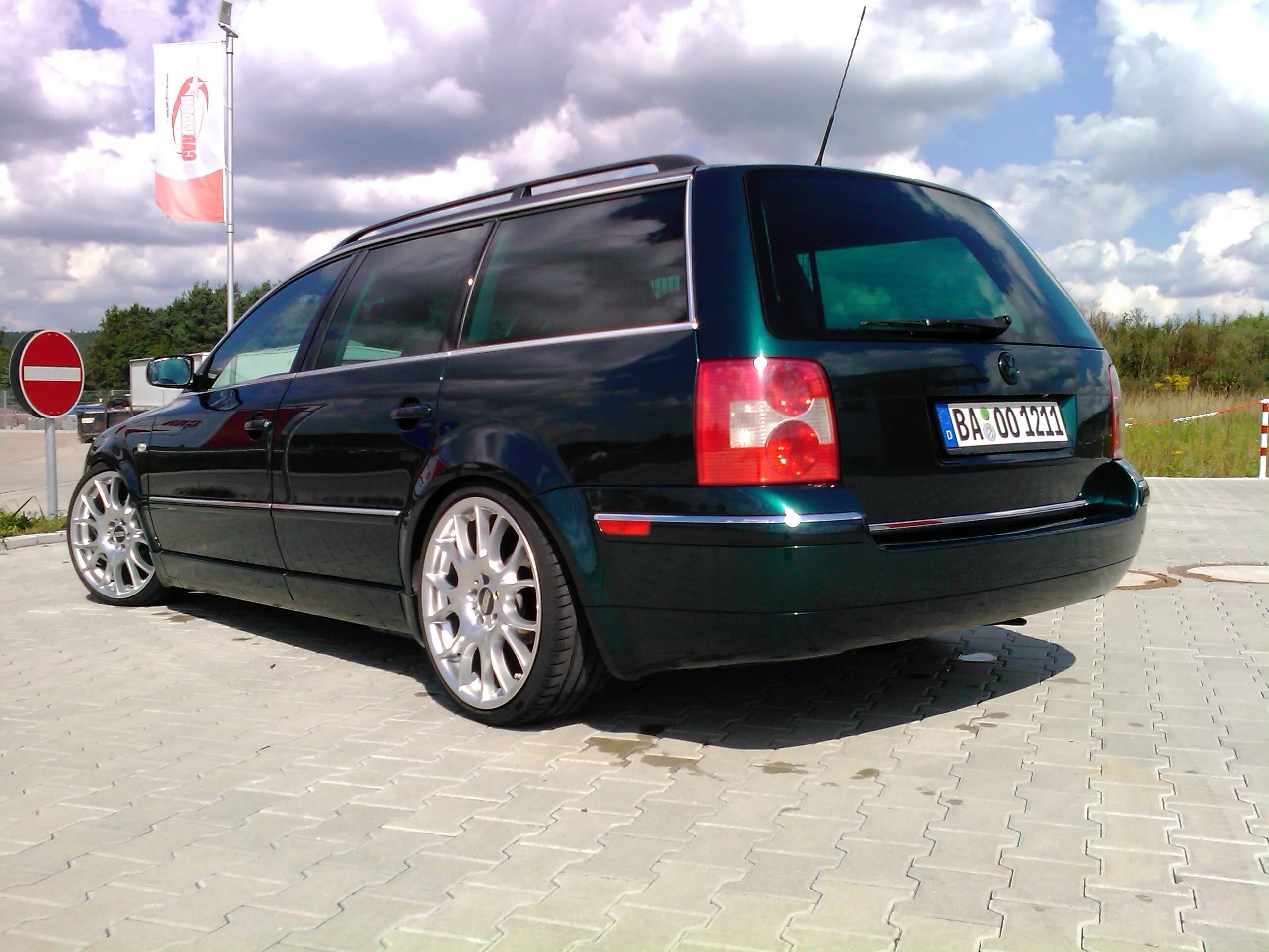 Volkswagen Passat b5 variant. Volkswagen Passat b5 универсал r18. Passat b5 универсал BBS. VW Passat b5 variant Tuning. Пассат 5 универсал