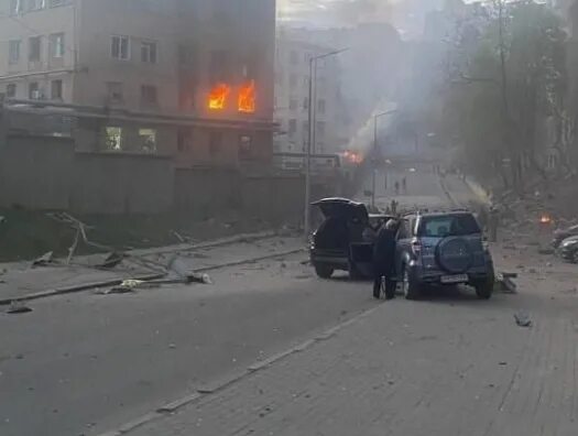 В комментарии выкладывайте самые красивые фото Луганска. Создадим вместе самый б