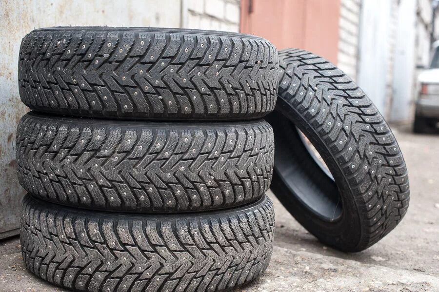 зимняя резина 14 радиус 175/65. Sibir 175 65 r14. куплю зимние шины на 14 дюймов в приднестровье. R14 зима б у. 175 65 r14 zeta.