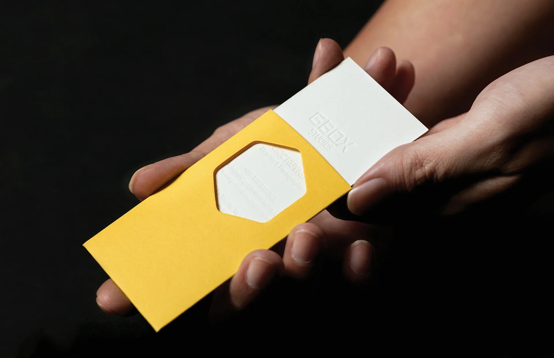 Необычные визитки. Оригинальные дизайнерские визитки. Необычные визитки. Необычные визитки. Визитки необычные креативные.