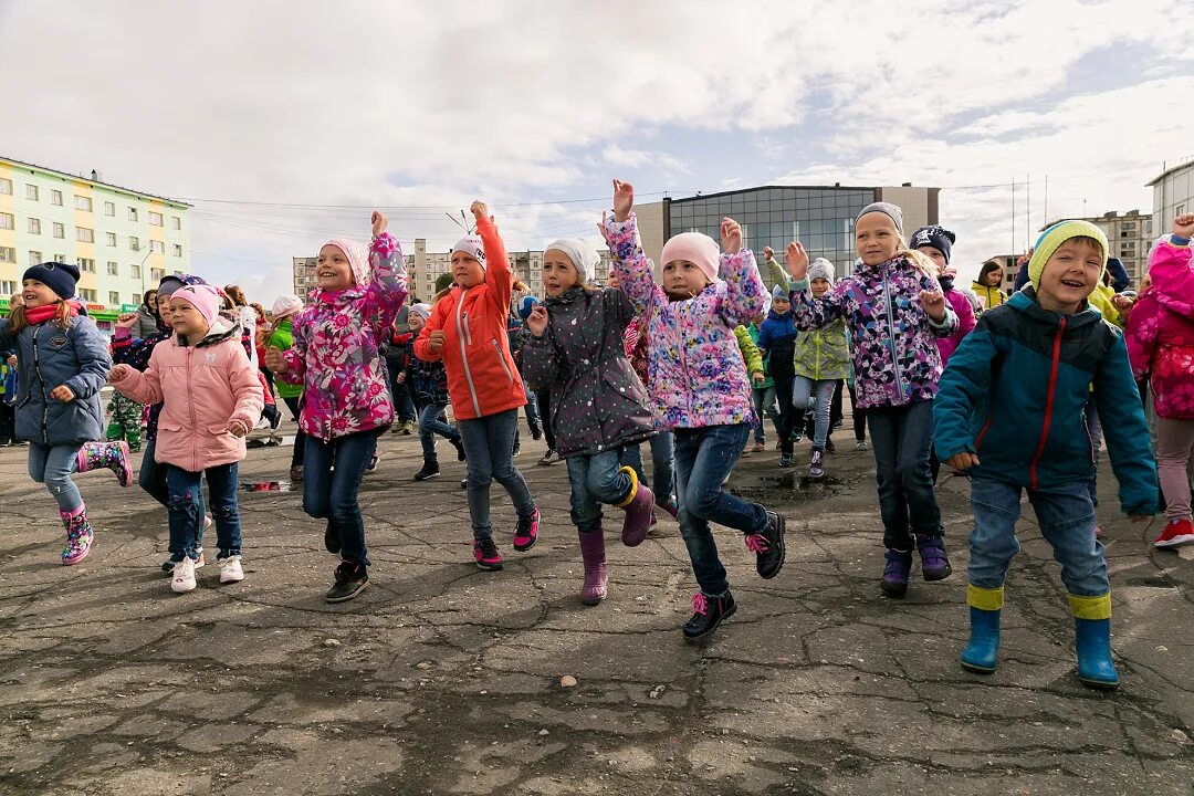 Какие сегодня каникулы