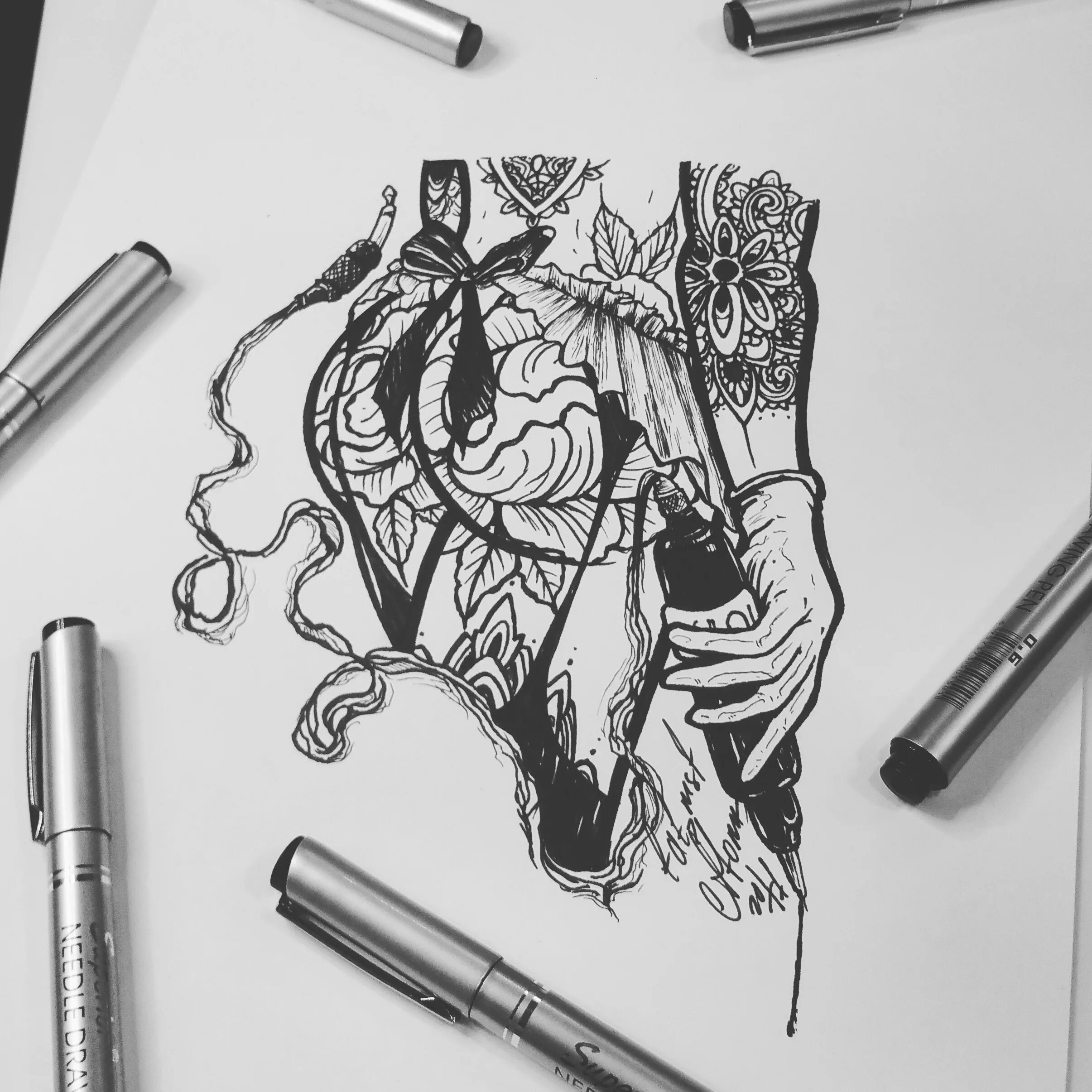 Необычные эскизы тату для девушек. Эскизы татуировок для мужчин. Контурные татуировки. Эскизы модных татуировок. Тату эскизы.