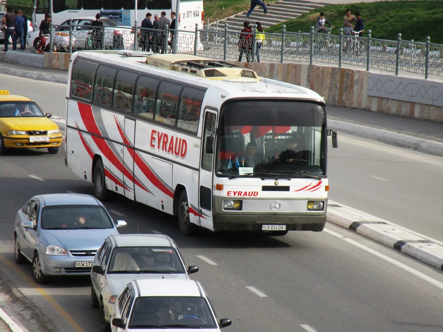 Автобус номер 66. Mercedes-Benz o303. Mercedes-Benz o303 (1). Mercedes Benz o303 Bus. O303 Mercedes Benz Uzbekistan.