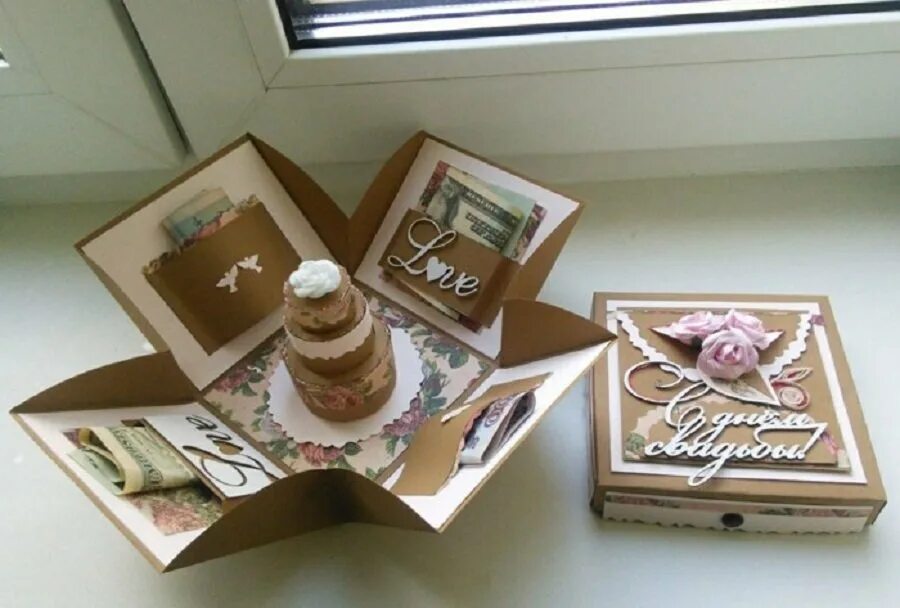 Оригинальный подарок из купюр. Открытка "подарки". Поздравляю с деньгами. Подарки сотрудникам деньгами. Денежный подарок.