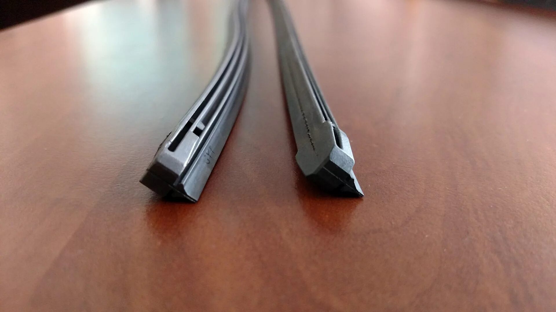 Резинки стеклоочистителя denso 650. Резинки дворников hyundai solaris 2020. Elantra hyundai резинка щетки 40см артикул. Резинка стеклоочистителя митсубиси аутлендер 3. Резинка для denso du 065l.