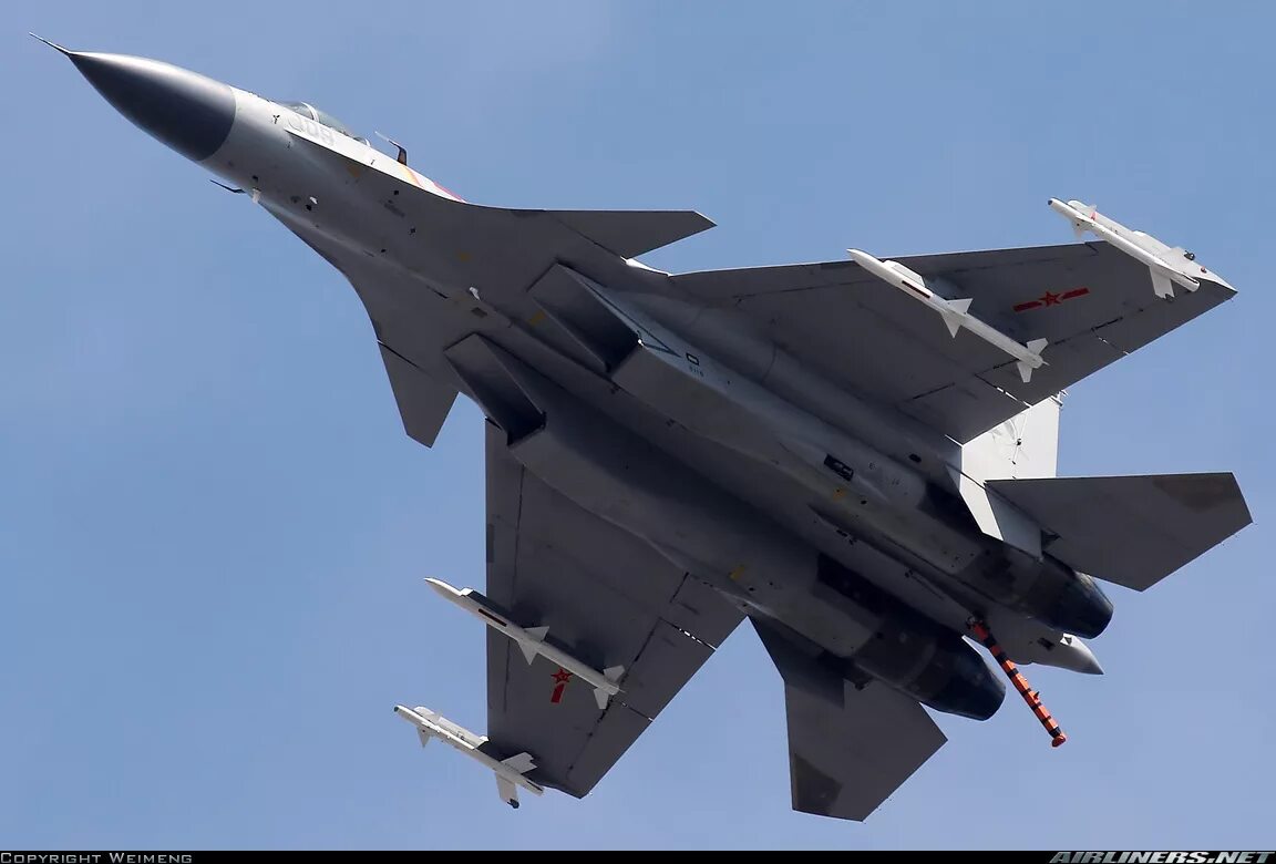 15 j s. J-15 истребитель. Истребители j-15 Shenyang. J 15 китайский истребитель. J-15 палубный истребитель.