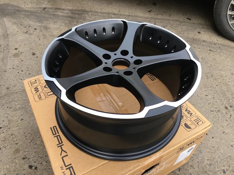 R17 5 114. Диски Sakura r519. Диски Sakura r18 5 114.3. Sakura Wheels r519. Диски Сакура r18 5x114.3 r 519 317.