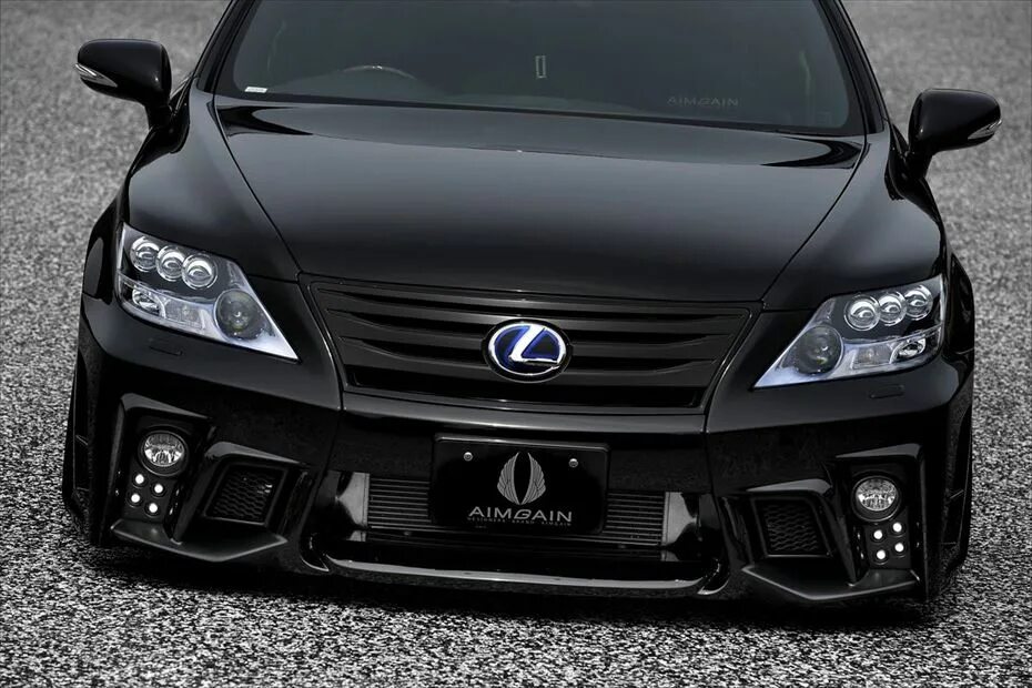 Тюнинг стоимость. Lexus is AIMGAIN. Лексус ix600 VIP Black. AIMGAIN значок Lexus. Бренд машины похожие на Лексус.