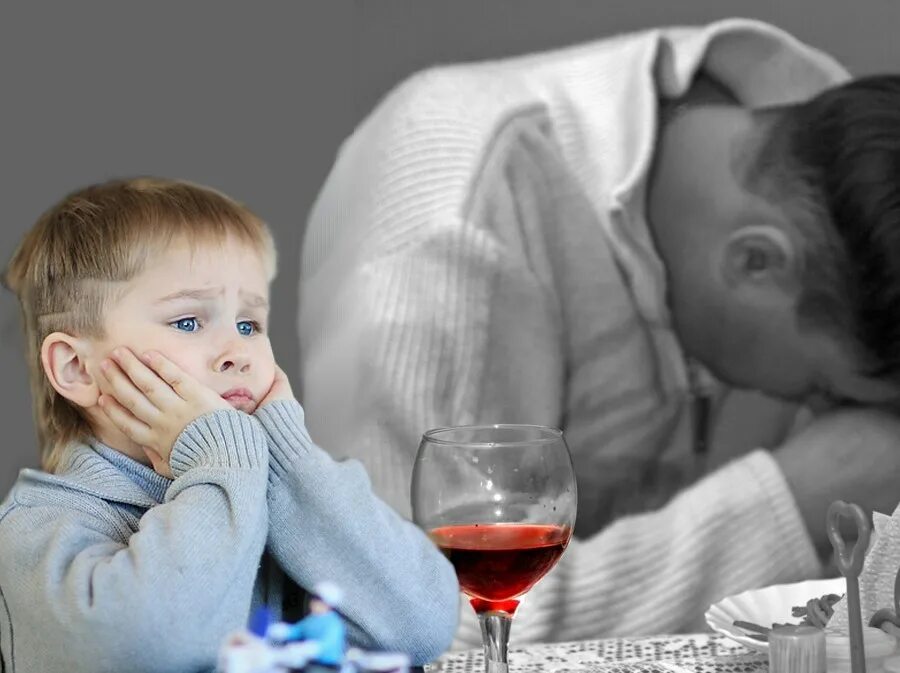 Пьющий в семье что делать. Пьющие родители. пьющий отец. дети пьющих родителей. пьющий отец и дети.