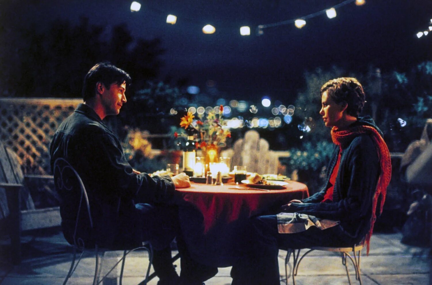 Sweet films. Сладкий ноябрь (Sweet November) (2001). Киану Ривз сладкий ноябрь. Шарлиз Терон и Киану Ривз сладкий ноябрь.