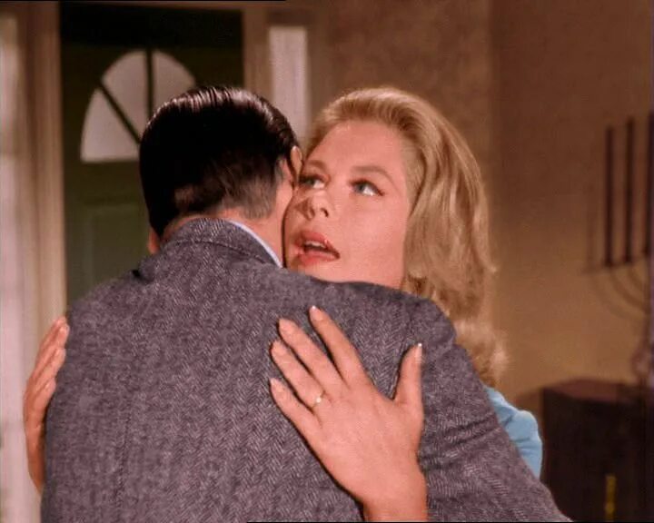 фильм моя жена меня приворожила табита. афоризмы о второй попытке. почему не отвечаешь переписка. мне 13 и я хочу. заклинание любви.