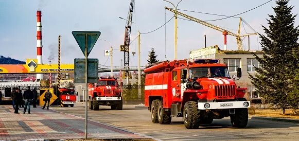 КНПЗ Самара пожарные учения. Пожар на Куйбышевском НПЗ. Пожарная часть НПЗ. Пожарная часть Роснефть.