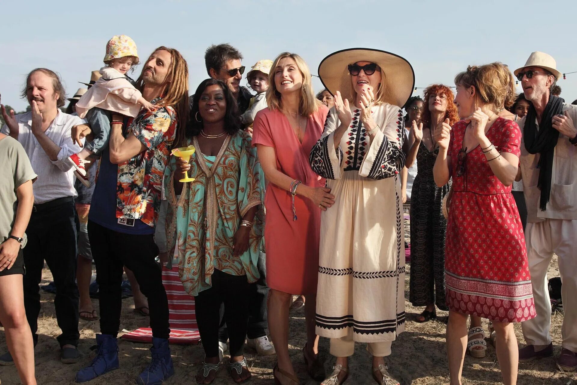 комедийные фильмы для всей семьи. фильм это твоя бабушка чувак. фильм это твоя бабушка чувак. фильм кто твоя бабушка чувак. кто твоя бабушка, чувак? фильм 2019.