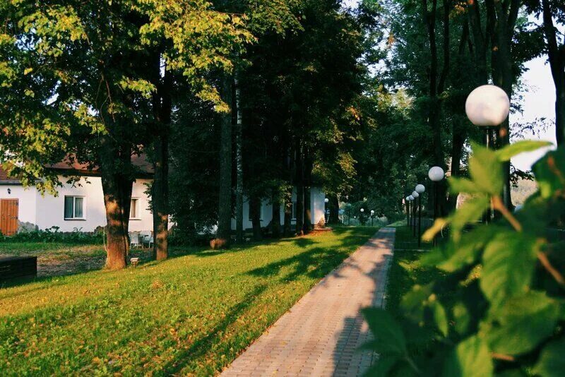 Вишневый сад кропоткинская ул 75а фото. Кропоткинская ул. , 75а. Московская область дмитров кропоткинская улица 75а вишнёвый сад. Вишнёвый сад орел кафе.