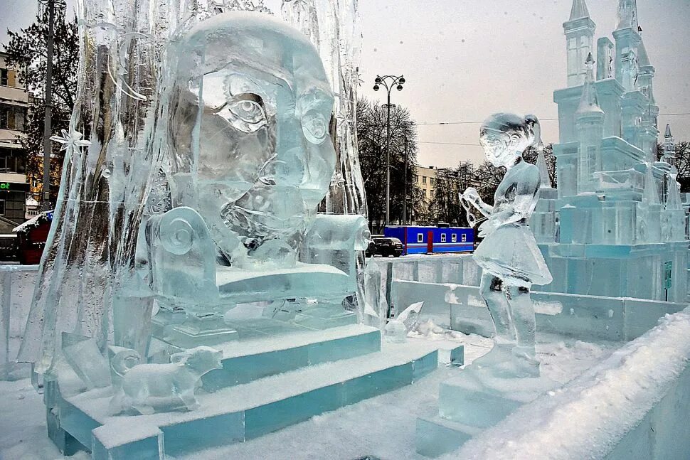 Ледовый городок Новосибирск 2022. Нижневартовск ледяной городок 2022. Ледяной городок Нижневартовск 2021. Ледовый городок Новосибирск Речной вокзал.