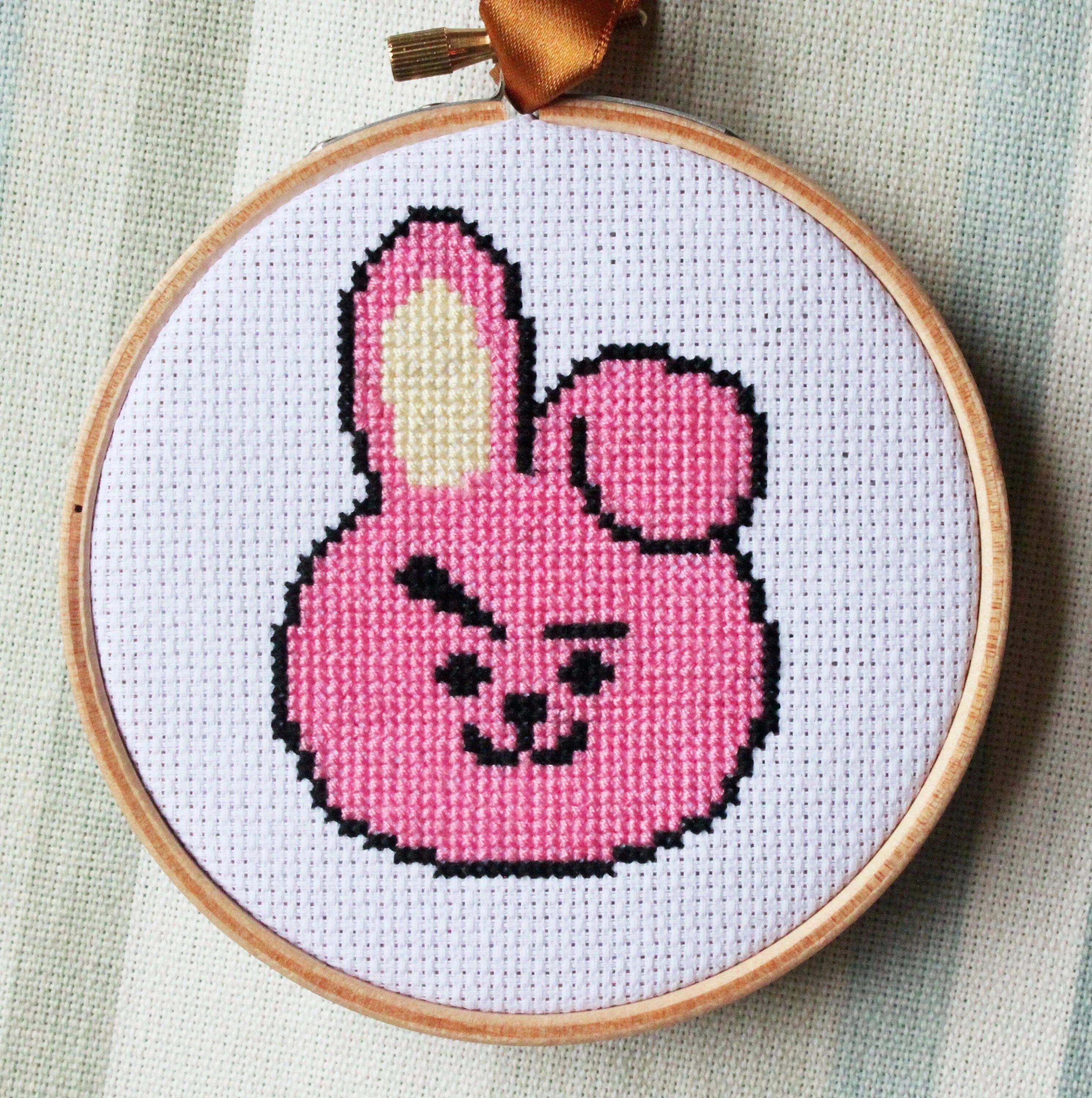 Вышивание крестиком легкие. Вышивание крестиком bt21. BTS bt21 вышивка. Cross Stitch вышивка крестиком bt21. Вышивка крестиком легкие.