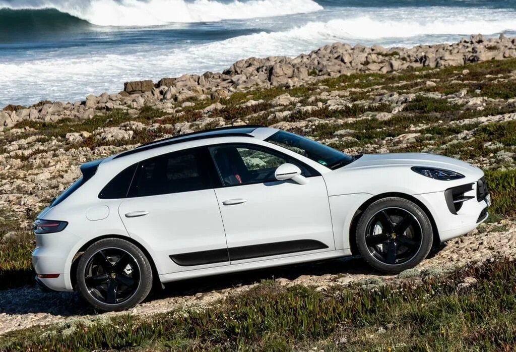 Macan м5. Porsche Macan 2021. Porsche Macan 2022. Порше Макан 2021. Порше Макан 2021 белый.