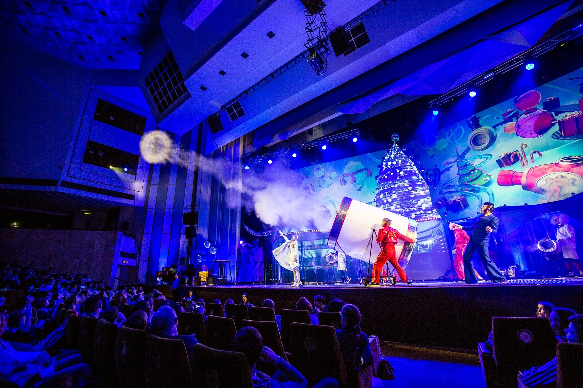 Научная елка на новый год для детей. Новый год в академии. Новый год академия наук. Новый год академия наук. Новый год академия наук.