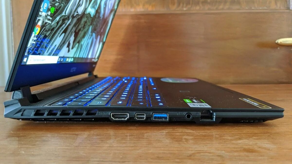 Gigabyte aero обзор. Gigabyte aero 15. Gigabyte aero 16. Gigabyte aero 15x v8-bk4 15. Gigabyte aero 16 4к.