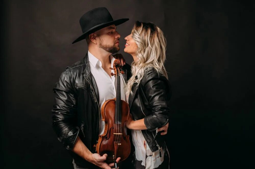 современный дуэт два парня. дуэт шансон мужчина и женщина. дуэт ottawan. дуэты современные мужчина и женщина. музыкальный дуэт.