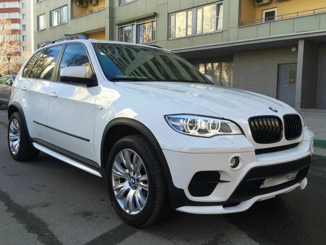 Куплю х5 е70 дизель. BMW x5 e70 White. Белый БМВ е70. BMW x5 e70 белый. BMW x5 2010 белый.