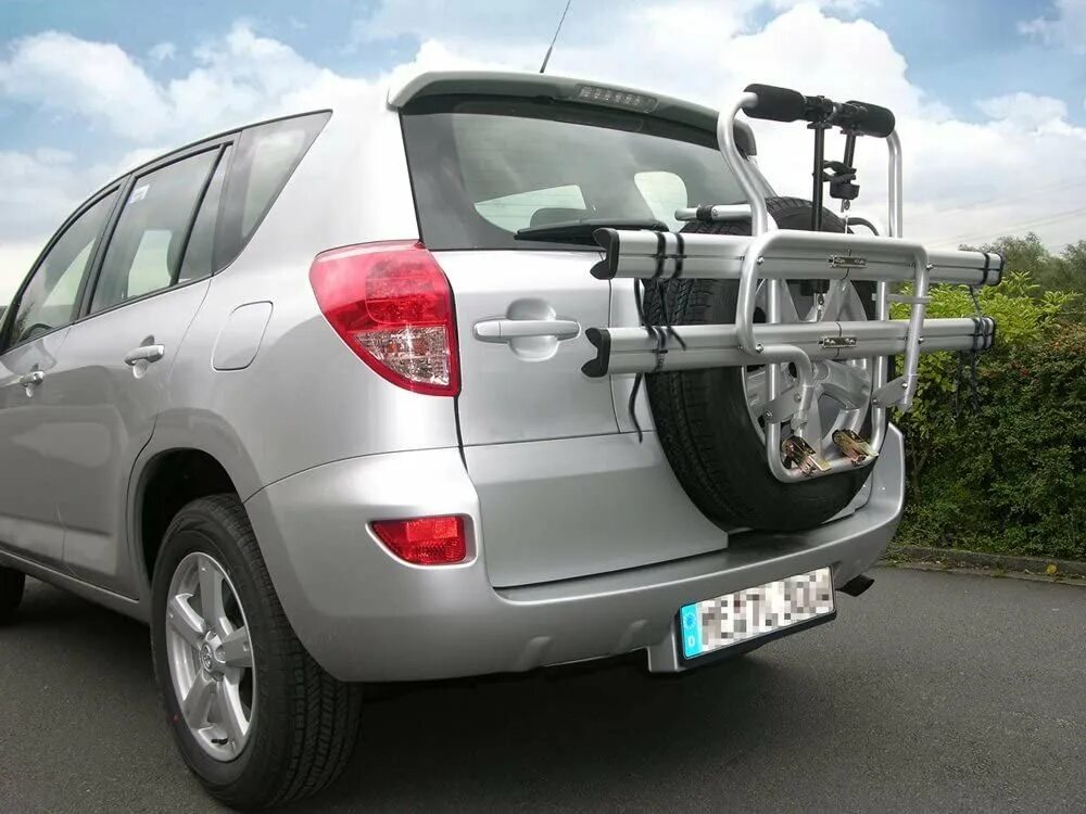 Toyota rav 4 велокрепление для велосипеда. Прицеп тундра. Рав 4 с прицепом. Toyota с прицепом. Прицепы мзса 2.