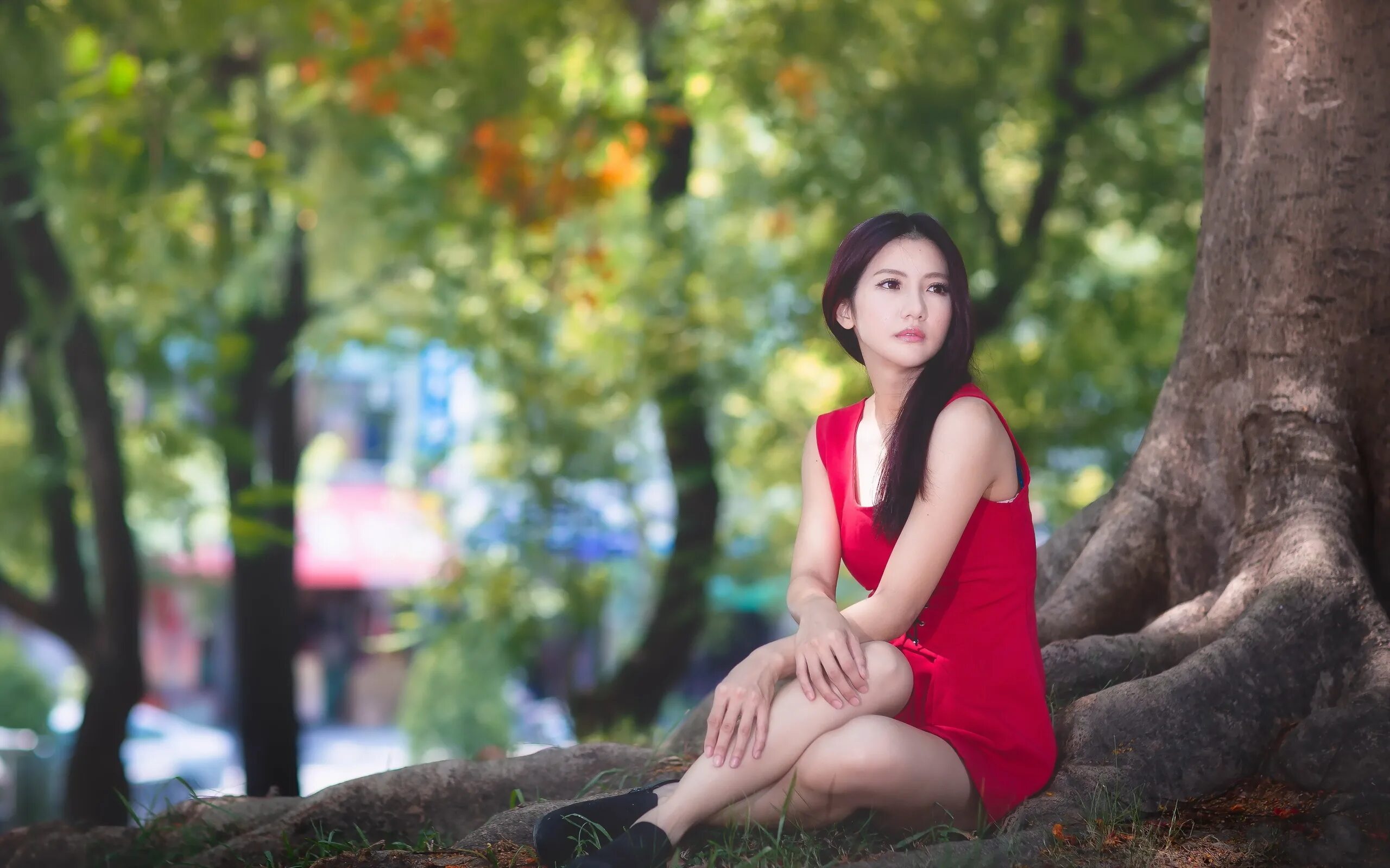 позы азиатских девушек. поза лиана. красивая поза азиатки девушки. поза азиат. упор лежа.