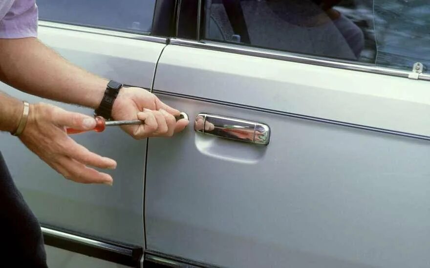 Руль жигули. Угнали жигули. Угнали жигули. Угон ваз 2107. Угнали жигули.