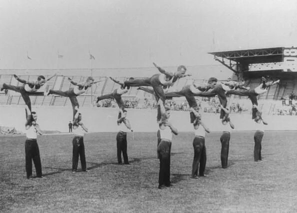 Спортивный зал. History gym. Ymca бассейны. History gym. Школа 1900.