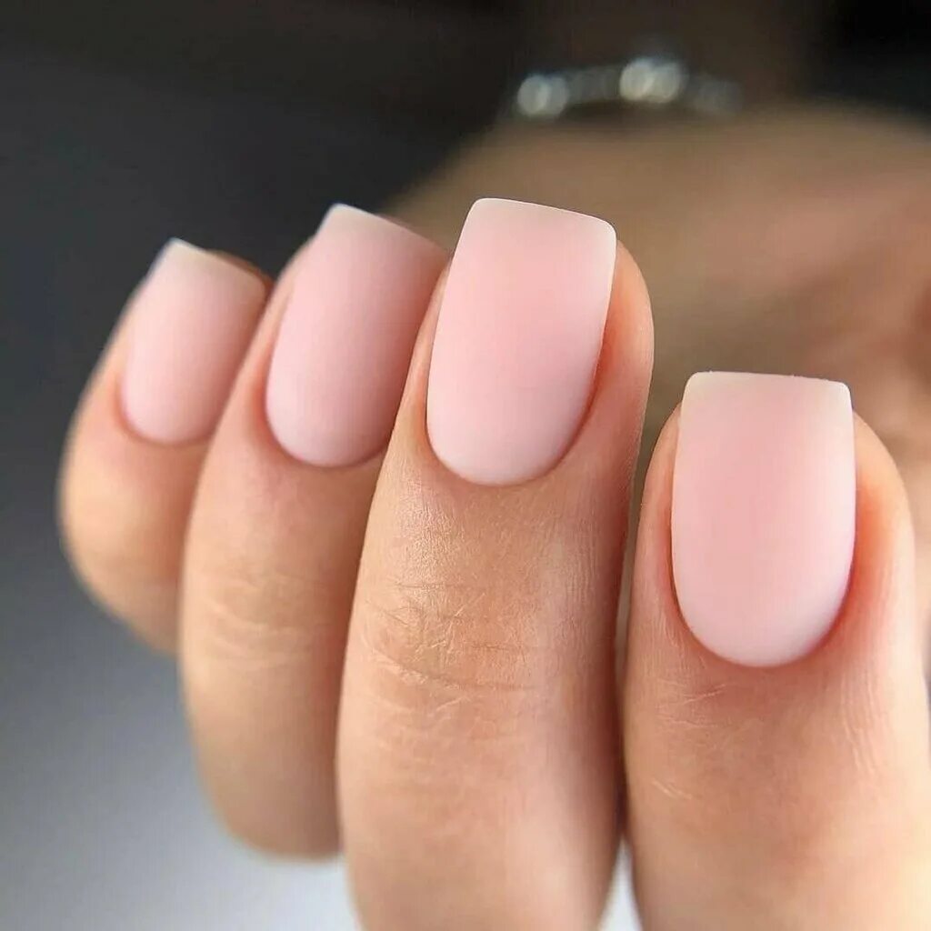 Ногти однотонные 2024 лето квадратные маникюр fashion outfits choices Nails cute nails glitter nails nails inspo fashion nails