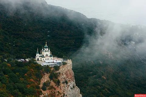 Храм на горе