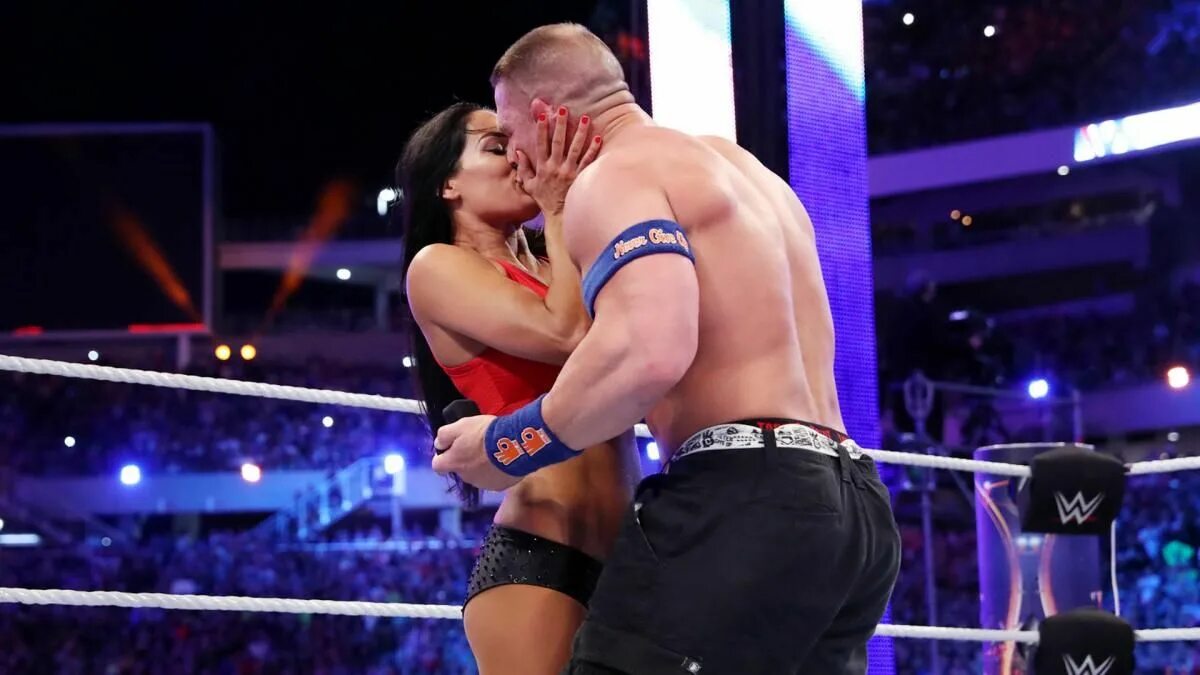 Сина бик. Джон сина на ринге. Джон сина реслинг. John cena девушка. WRESTLEMANIA 33 John cena.