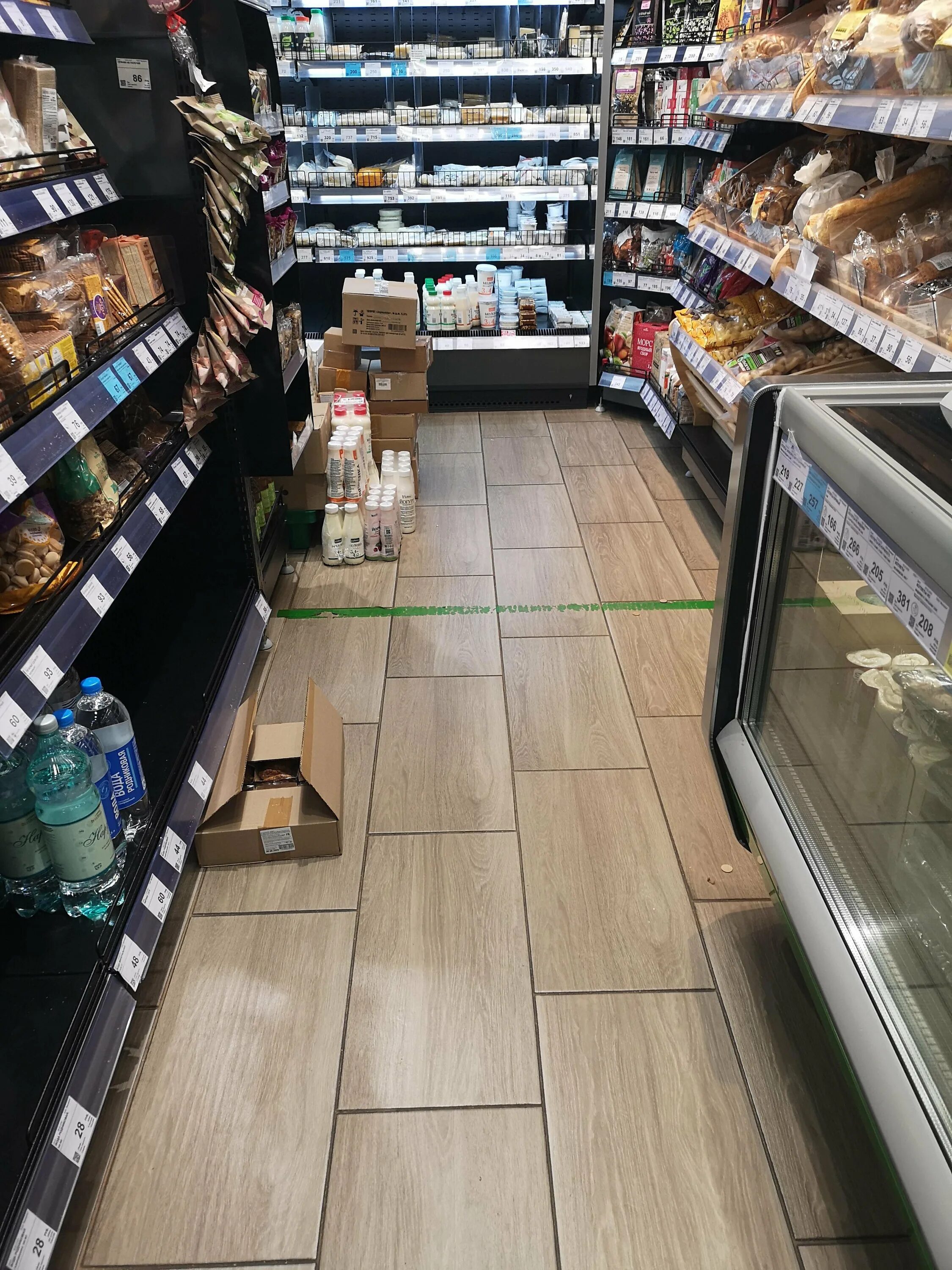 Кемерово еда. Вкусвилл супермаркет. Продуктовый магазин копеечка. В астане магазин с китайскими товары атрибуты. Магазин копеечка абакан.