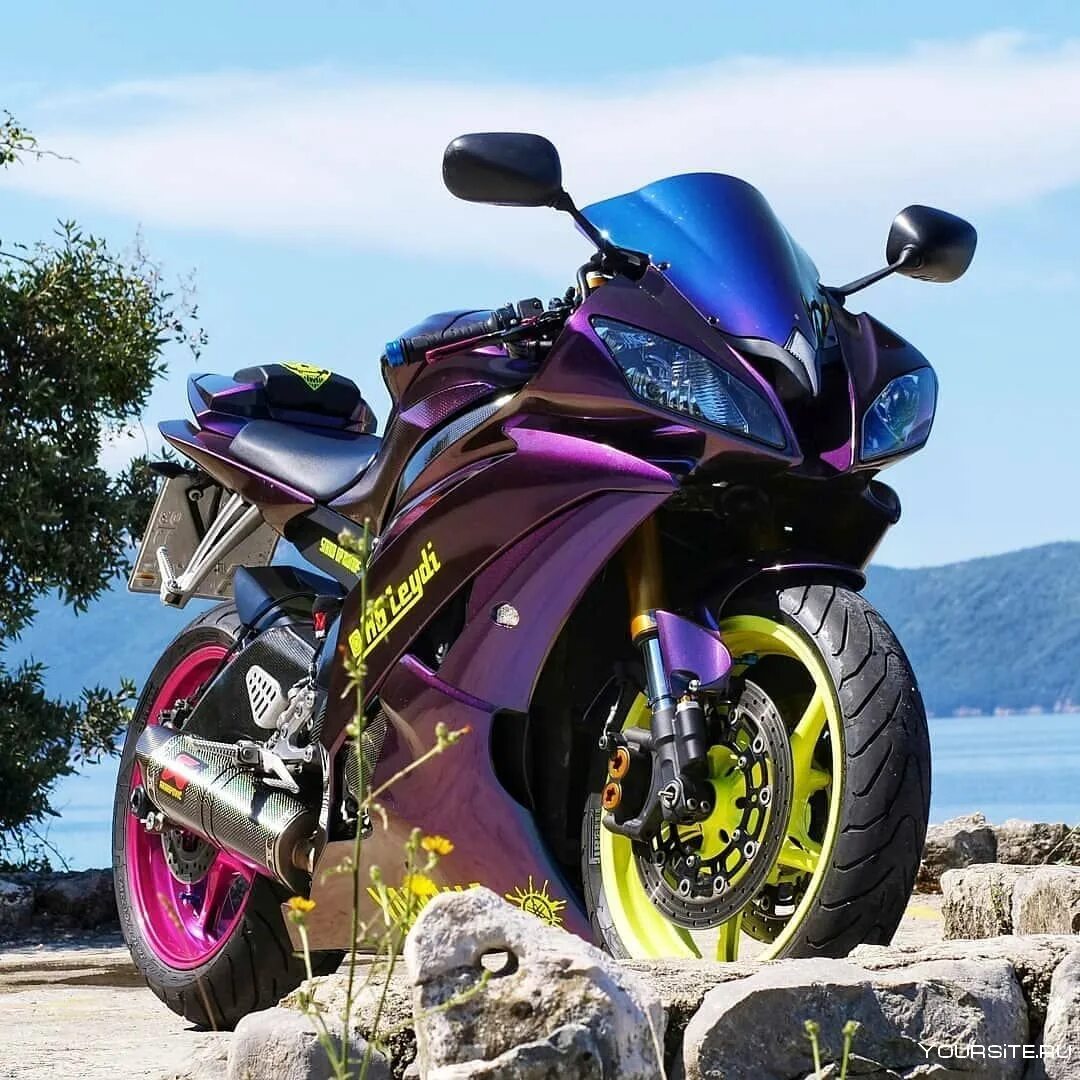 Фиолетовый мотоцикл. Мотоцикл бмв 1000rr фиолетовый. Бмв 1000 rr фиолетовый. Мотоцикл фиолетовый вбв. Мотоцикл бмв 1000rr фиолетовый.