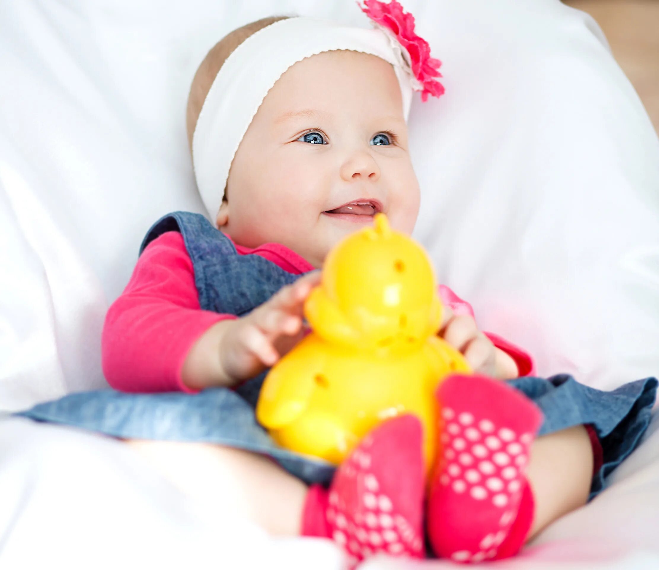 фото малышей. 8 лет 4 месяца. фотосессия на 4 месяца ребенку. открытки с днём рождения 1,5 года. 5 месяцев девочке.