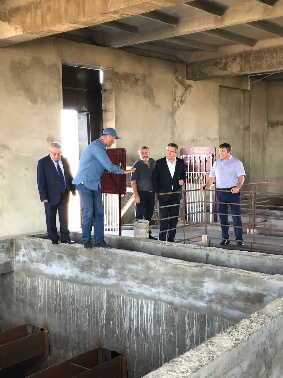 Директор муп горводоканал г. Горводоканал избербаш. Директор водоканала каспийск. Водоканал каспийск телефон. Водоканал в дагестане.