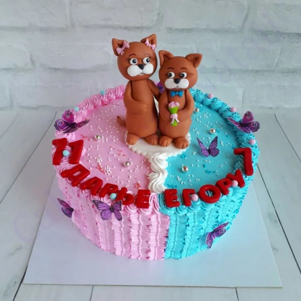 Украшение для торта с двойным днем рождения. Торт для двоих. Торт для двоих. Торт для мужчины и женщины на двоих на день рождения. Торт для мужа.