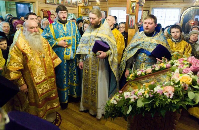 Храм отрада и утешение на каховке расписание. Храм отрада и утешение на каховке. храм иконы божией матери отрада и утешение на каховке москва. храм на каховке иконы отрада. храм на каховке утешения.