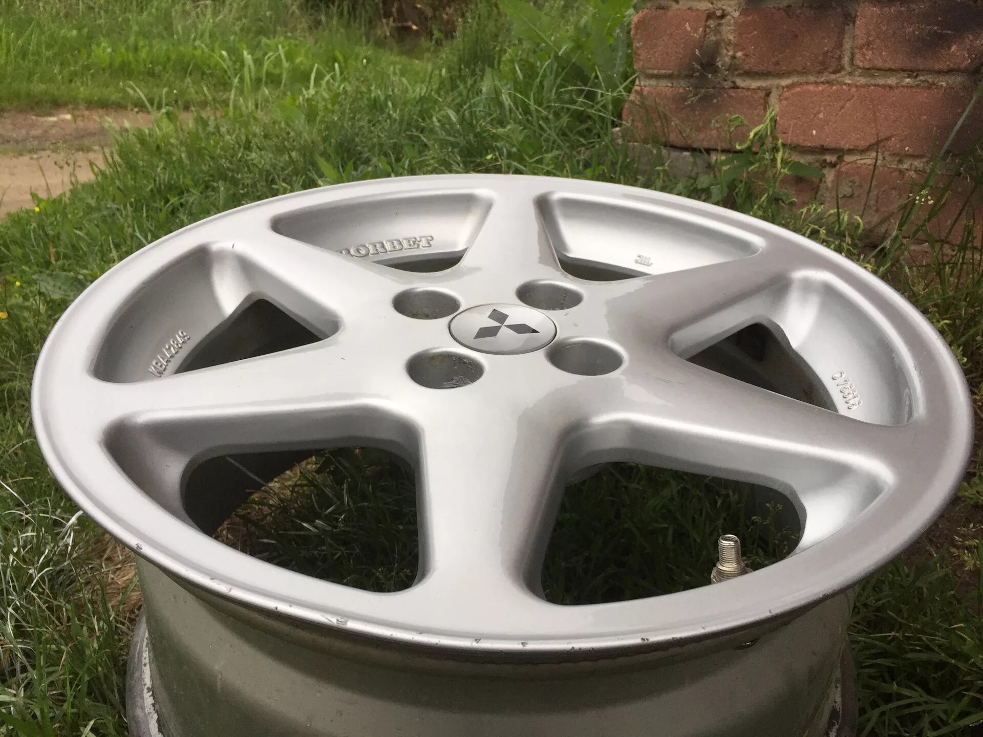 Диски borbet r16 5x112. Борбет т 16 9j. Диски borbet r16. Ford borbet r16. Borbet r16 4x100 9j.