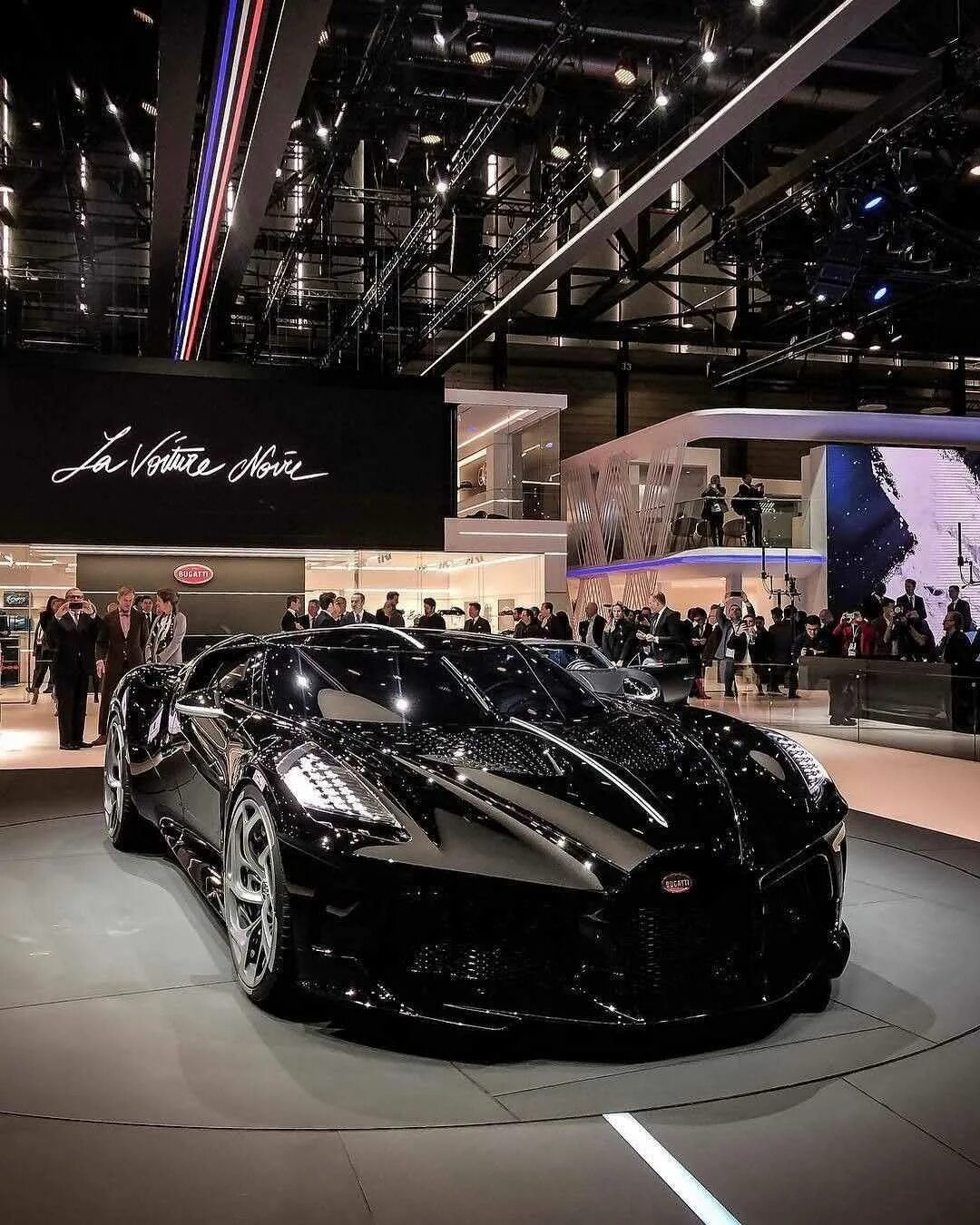 Бугатти Ноир. Машина Bugatti la voiture noire. Бугатти Ноир 2020. Бугатти la voiture noire.