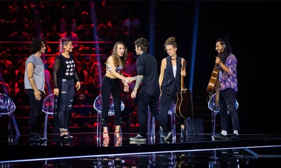 Factor ai. The x factor. italian x factor. х фактор обнимаются. x factor italia 2019 opening titles.