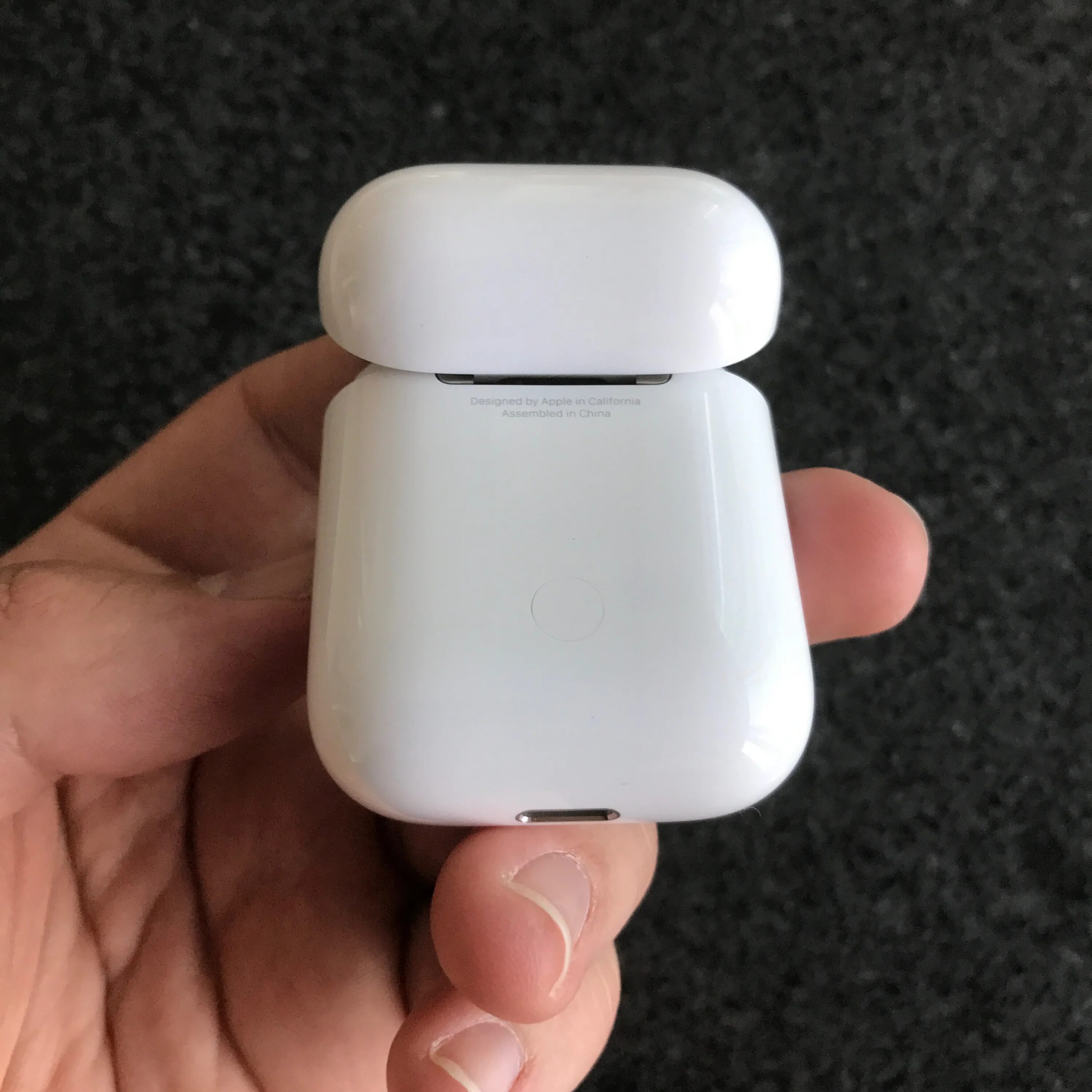 Кейс аирподс 2. Аэрподс 1. Кейс от наушников аирподс 2. AIRPODS Pro 2 кнопка. Airpods нажатия