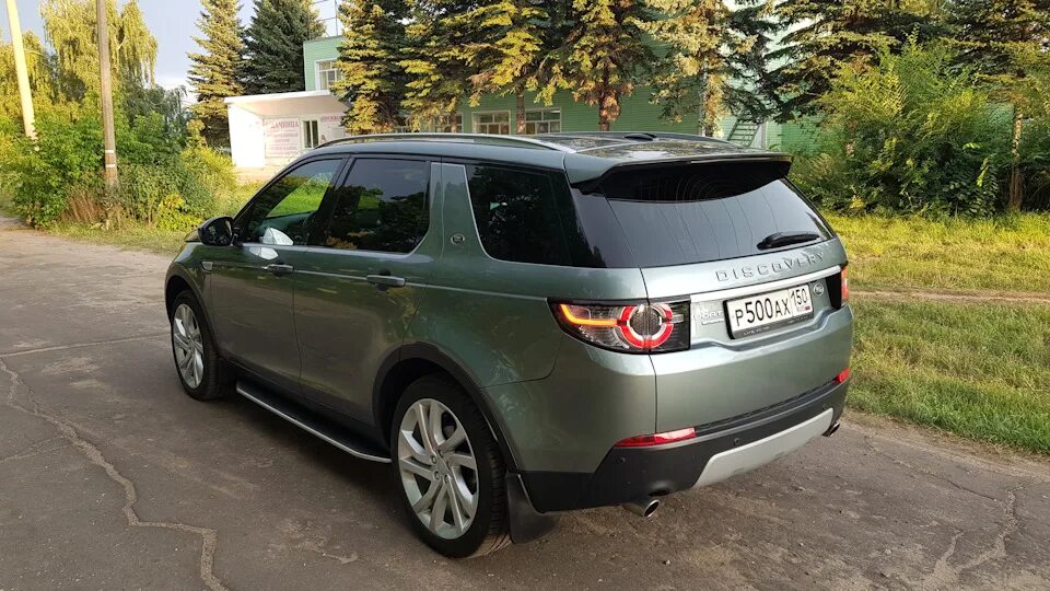 Discovery sport l550 suv. Land rover discovery sport 2023. Дискавери спорт l550. Ленд ровер дискавери спорт 2015. Land rover discovery sport 2014.
