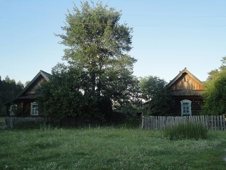 Заброшенная усадьба денисово. Поселок красноярка свердловская область. Деревня завилихино стоит километрах в двадцати егэ. Дорога бетонка. Деревня завилихино стоит километрах в двадцати егэ.