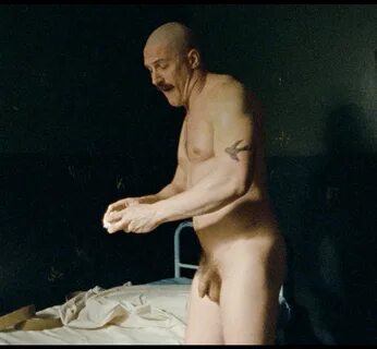 Tom Hardy Nude.